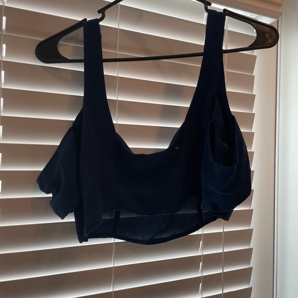 Reformation Crop Top Size 4 Navy with Lining Size 4 - Picture 6 of 8